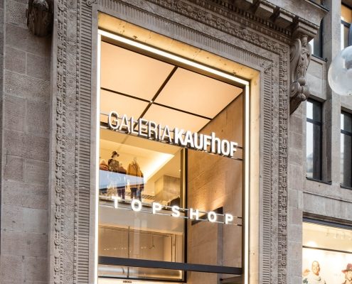 Löwenportal GALERIA Karstadt Kaufhof Köln Hohe Straße