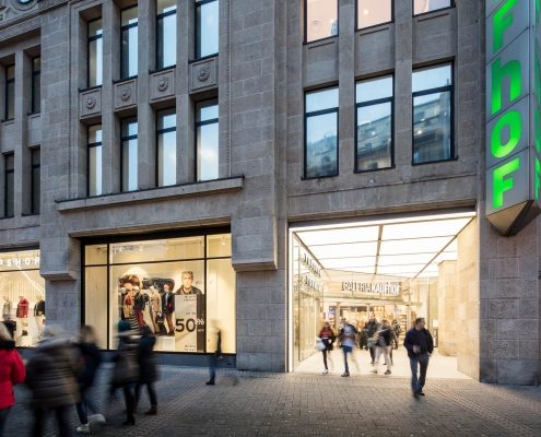 Haupteingang GALERIA Karstadt Kaufhof Köln Hohe Straße